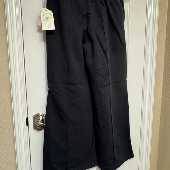 Blogilates Travel Trouser Sweats -Jet Black - Picture 7 of 8